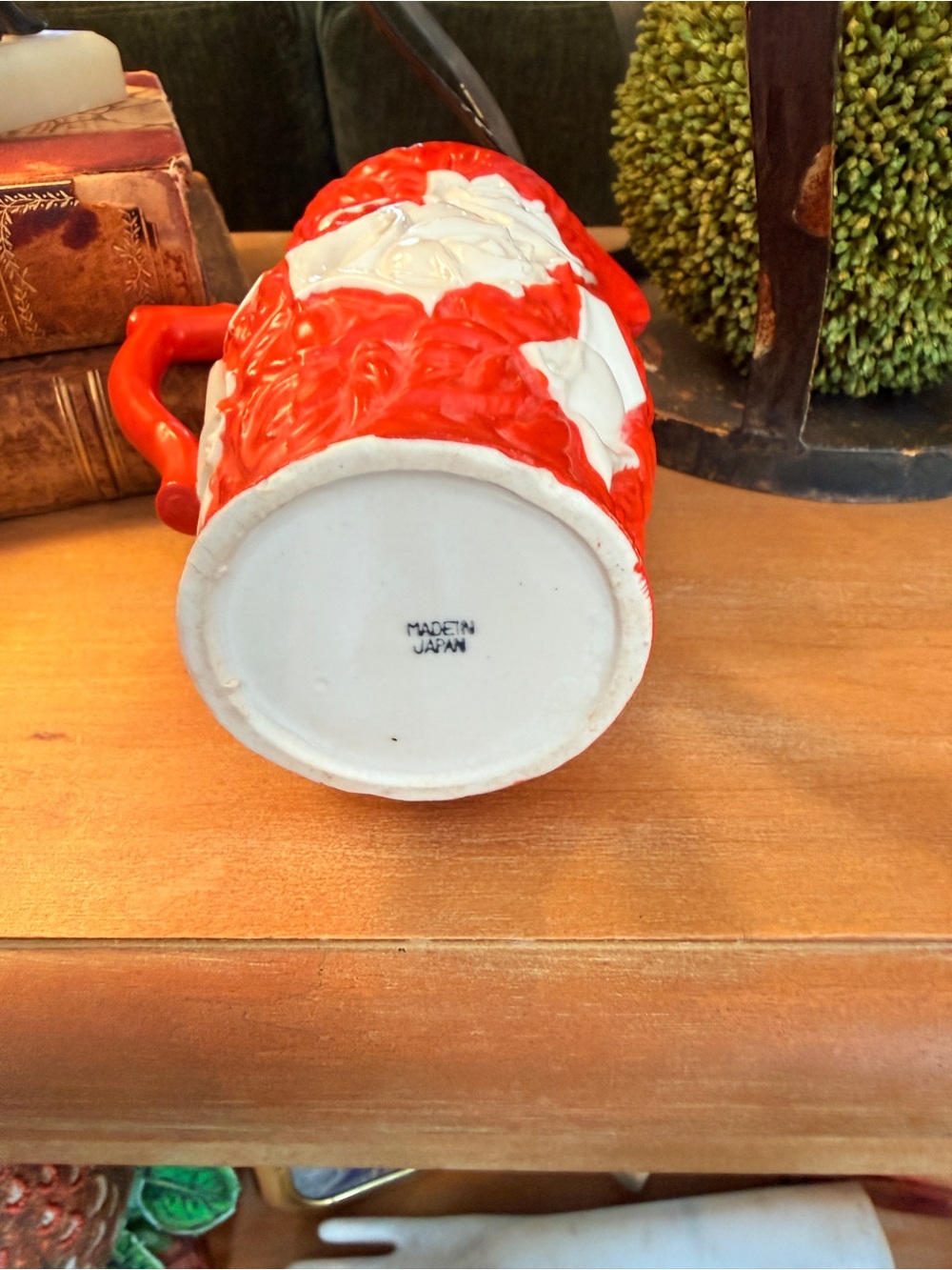 Rare Royal Trico Japan Ceramic Pitcher – Red & Cream Rose Relief, 1950s - Picture 10 of 14
